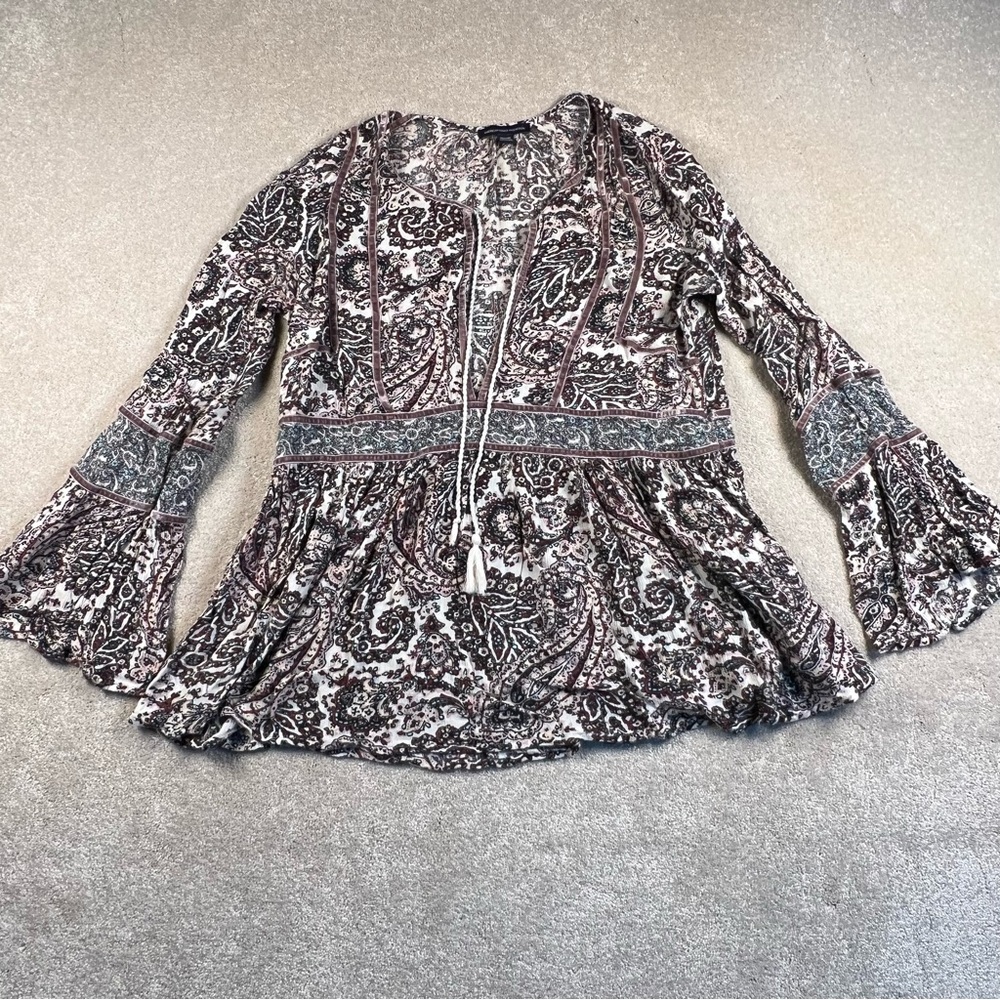 American Eagle Peasant Top Paisley Tie Front‎ Velvet Trim Bell Sleeves Medium